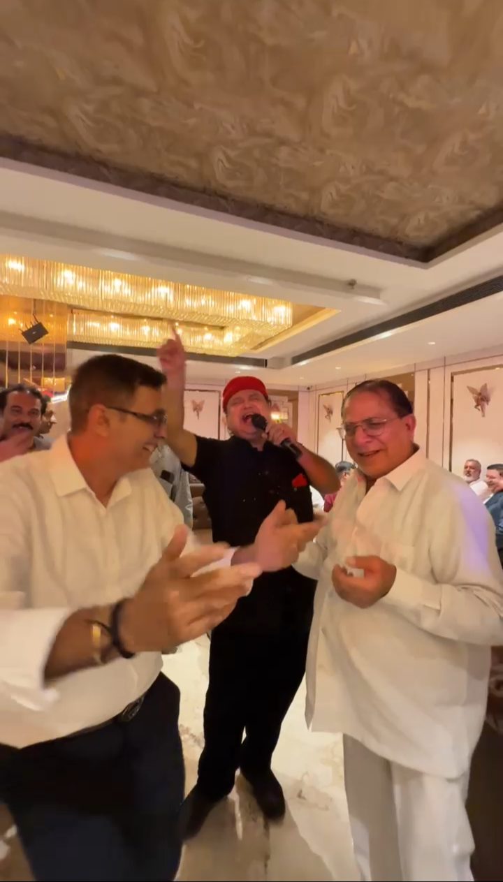 कटनी: कांग्रेस नेता झमटमल थारवानी का डांस वीडियो वायरल, उम्र को दी मात