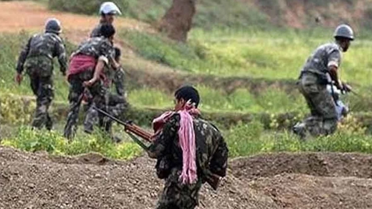 छत्तीसगढ़ में माओवादी विरोधी कार्रवाई: बीजापुर में मुठभेड़ में 2 माओवादी ढेर, गरियाबंद में एक करोड़ का इनामी गिरफ्तार
