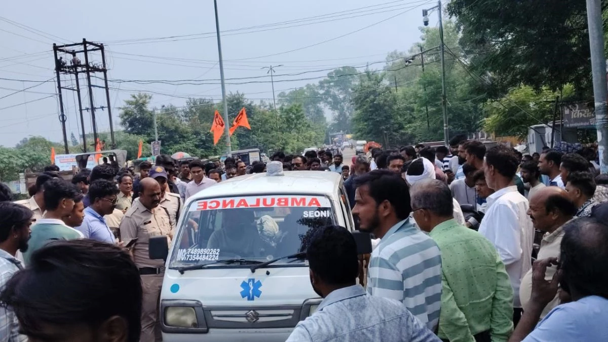 सिवनी में एंबुलेंस न चलने पर पुलिस ने दिखाई सूझबूझ, कोतवाली की जीप से शव को सिमरिया गांव पहुंचाया