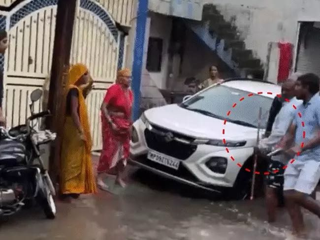 नेता को पुलिस हिरासत से ‘छुड़ा ले गए’ भाजपाई: महिलाओं को पिस्टल से धमकाने का वीडियो देख पकड़ा था, बोले- पिस्टल नकली थी
