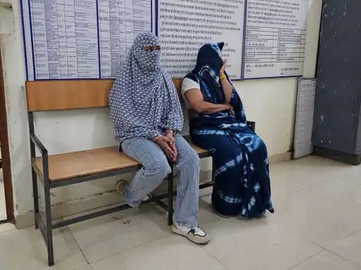 छात्रा का अपहरण, भाजपा नेता और दोस्त ने उठाया: पुलिस ने नाकाबंदी में पकड़ा; मंदसौर में कॉलेज के बाहर से जबरन ले जा रहे थे