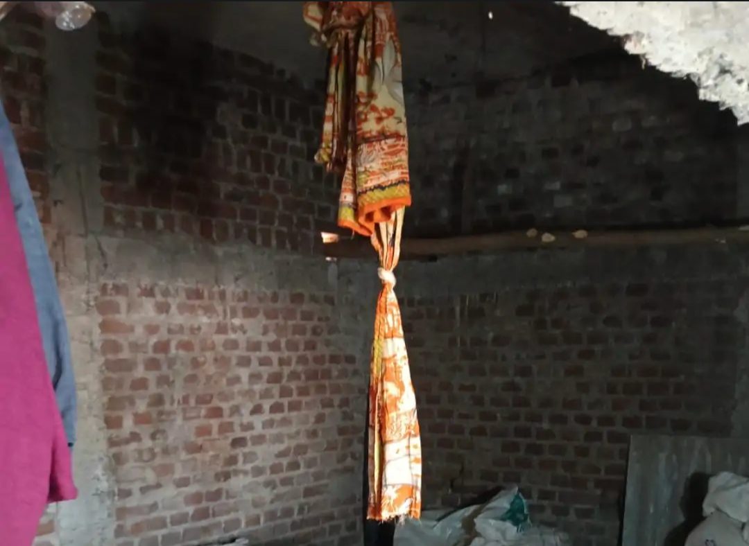 कटनी: 21 वर्षीय युवक ने फांसी लगाकर की आत्महत्या; सरकारी स्कूल के पीछे रहता था, पुलिस को पीएम रिपोर्ट का इंतज़ार