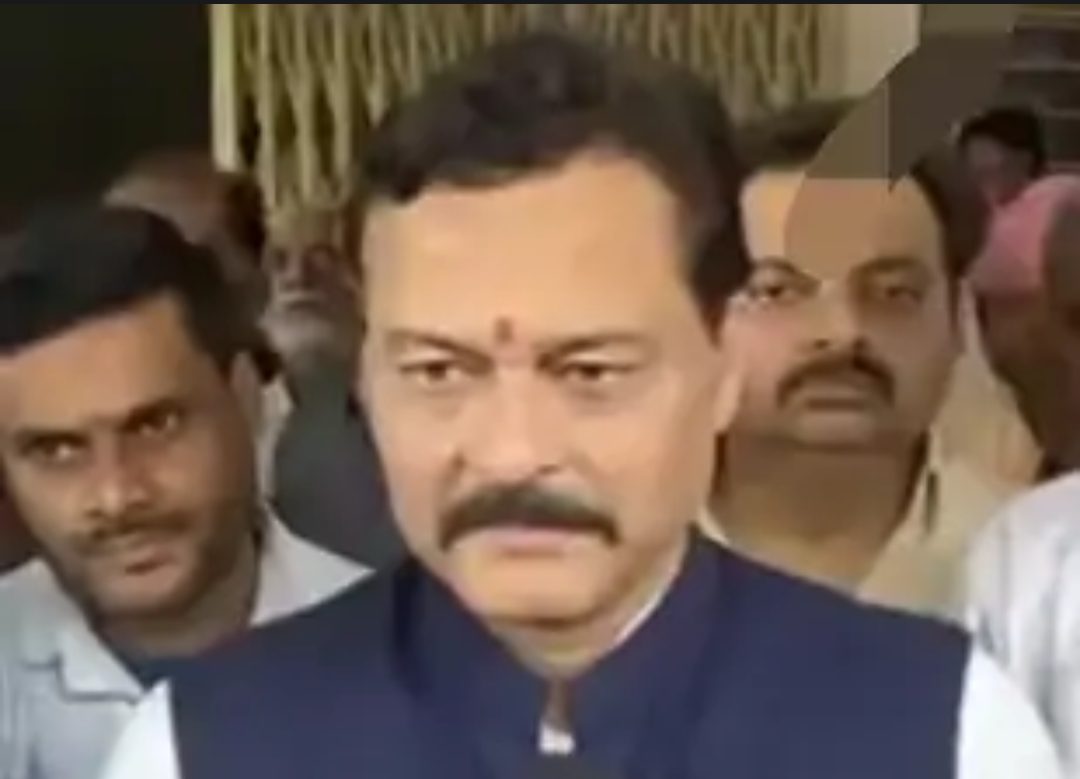 संजय पाठक की आदिवासी जमीन खरीद मामले में हड़कंप: अनुसूचित जनजाति आयोग ने 4 कलेक्टर्स को भेजा दोबारा नोटिस, 30 दिन में मांगी विस्तृत रिपोर्ट