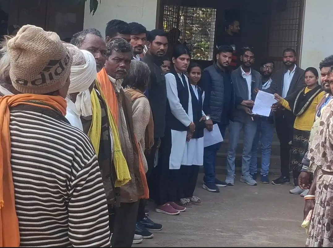 कटनी: बड़वारा को ‘नगर परिषद’ बनाने की मांग तेज, समाजसेवियों ने मुख्यमंत्री के नाम सौंपा ज्ञाप